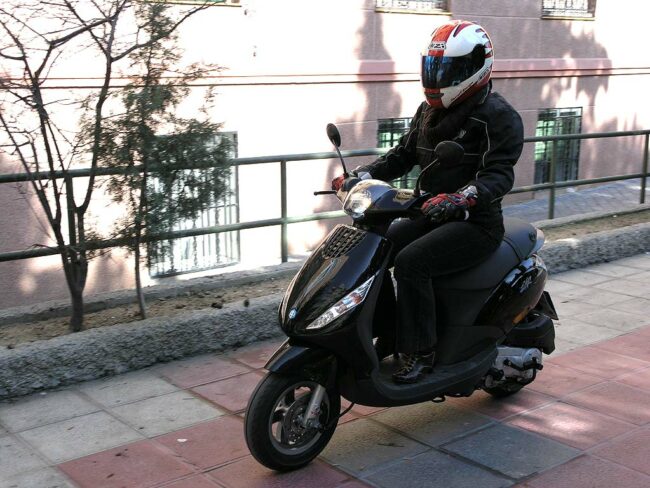 piaggio-zip-50-t4_3