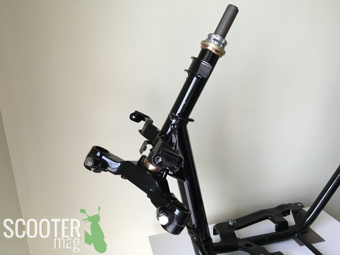 remplacer-roulement-fourche-booster