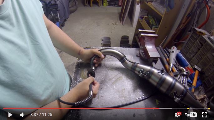 Débrider son pot d’échappement de scooter – Tutoriel vidéo