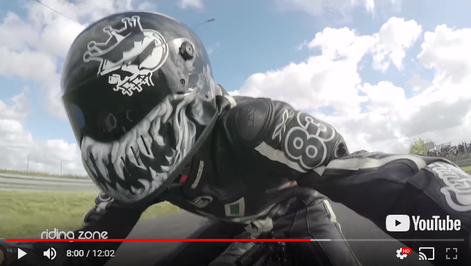 Immersion dans le monde des scooters de l’extrême avec Riding Zone !