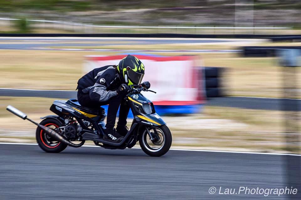 Corentin Peron : grand vainqueur du Drag Challenge 2019 en Open 50 Scooter !